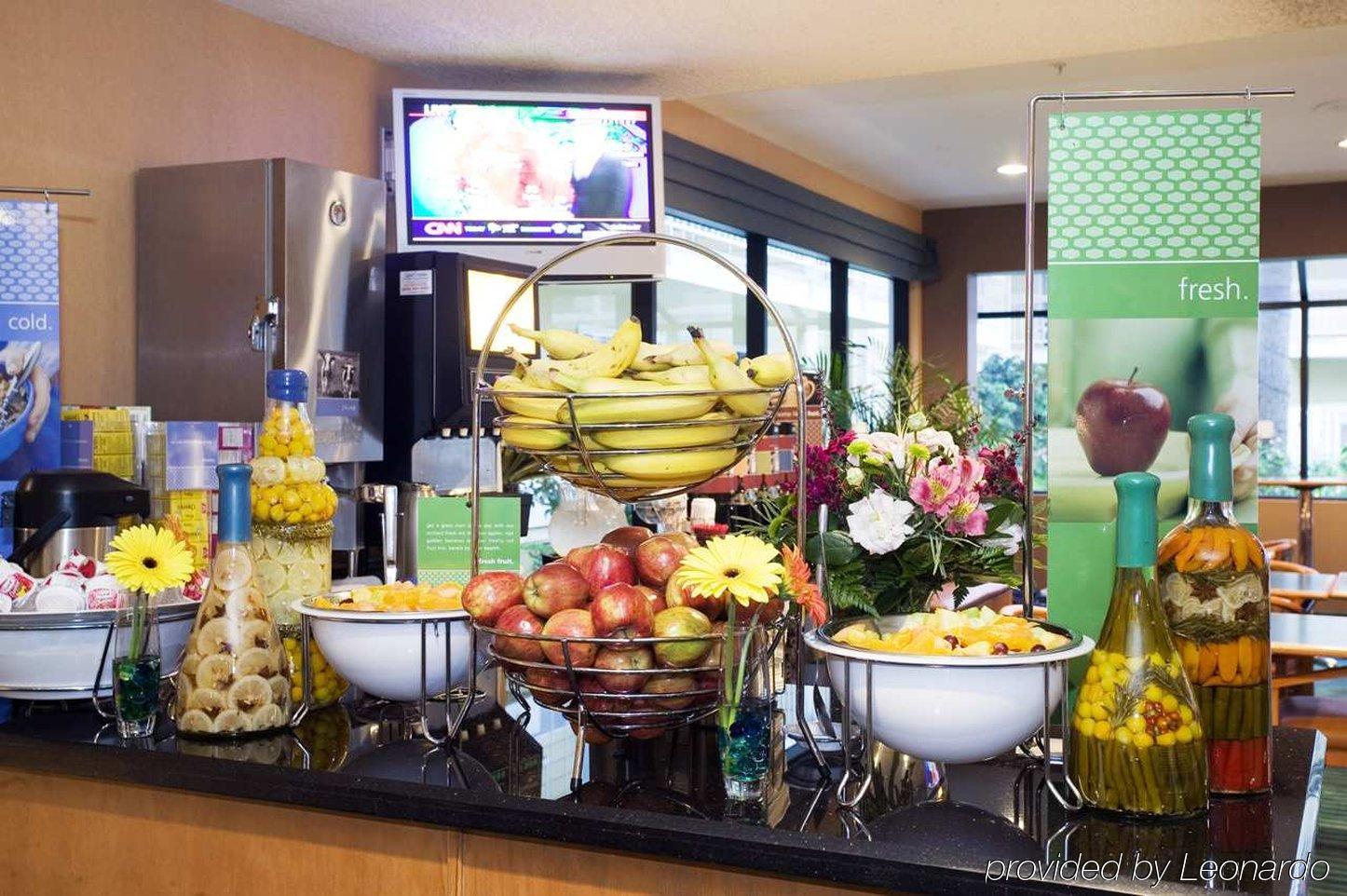 Four Points By Sheraton San Diego - Sea World Restaurant photo