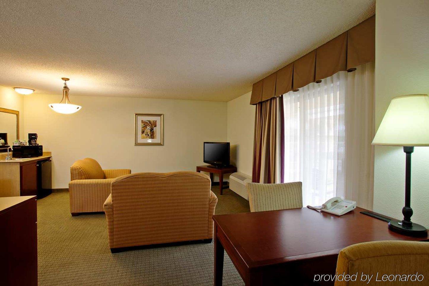 Four Points By Sheraton San Diego - Sea World Room photo